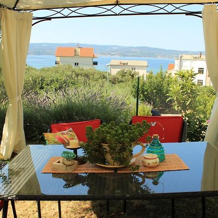 Apartments Petrada Omiš Esterno foto