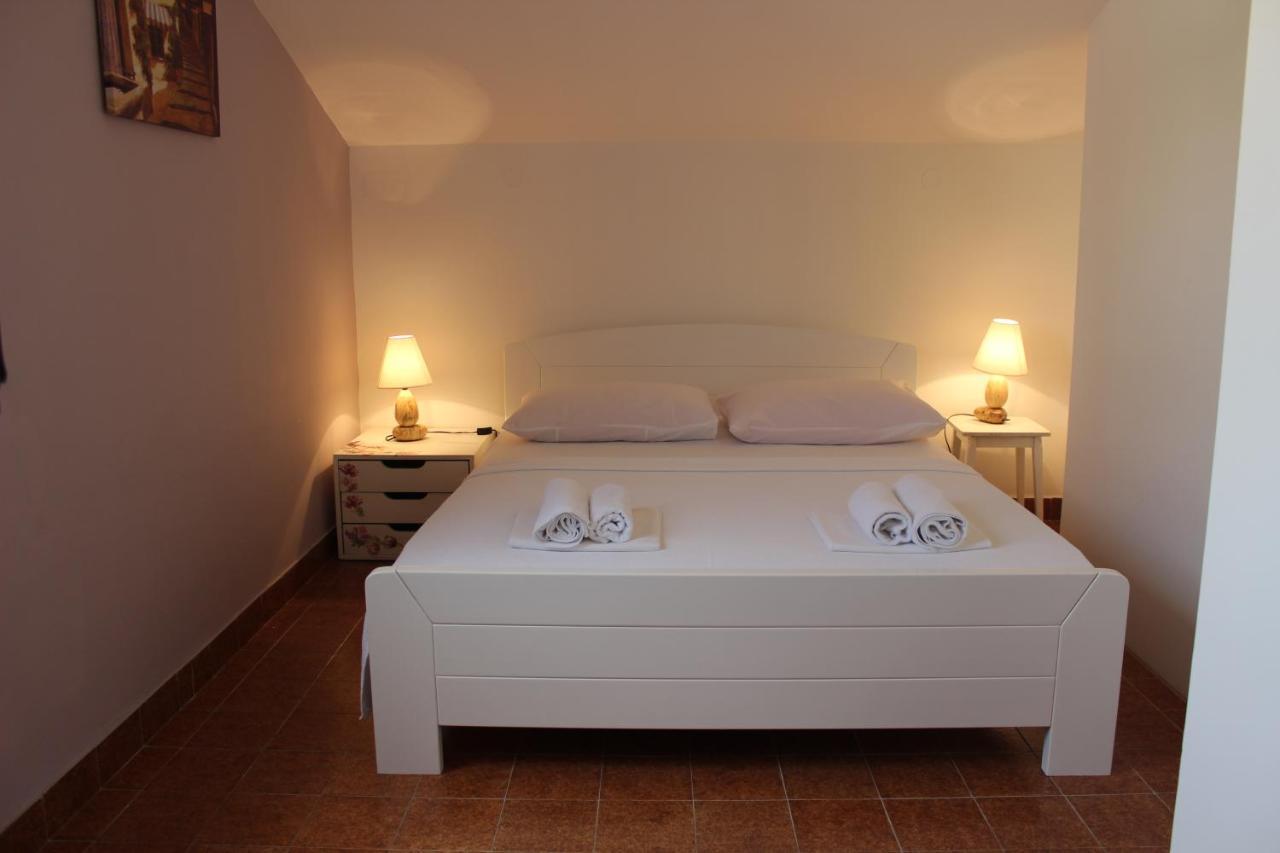 Apartments Petrada Omiš Camera foto